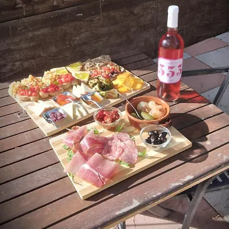 Campeggio Agricamping Poggio Ai Pini Wine